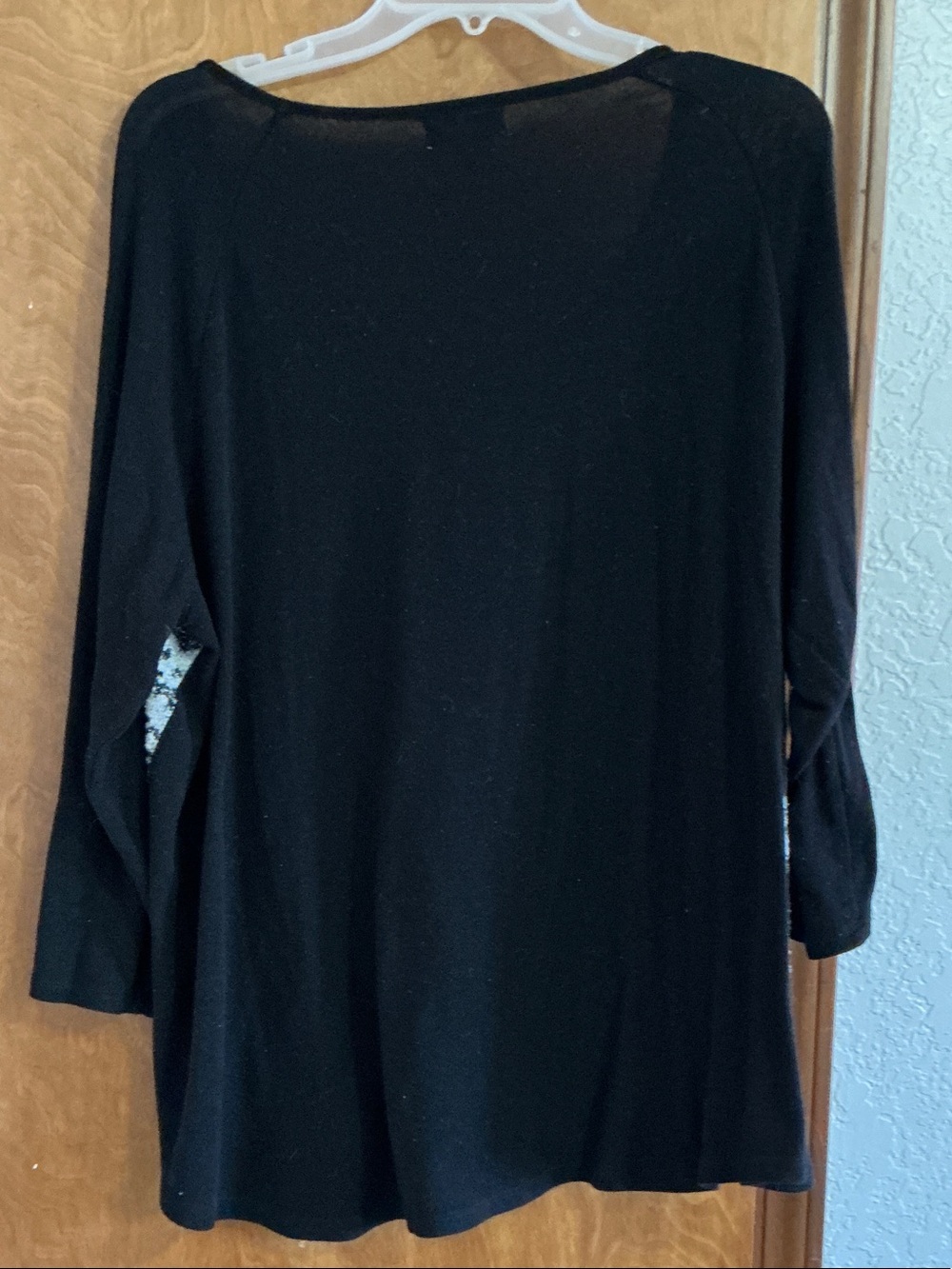 Indigo Black and White Patterned Raglan Pullover - Picture 3 of 3